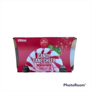 Glade Candy Cane Cheer Candle 2 Pack NEW Holiday Scent